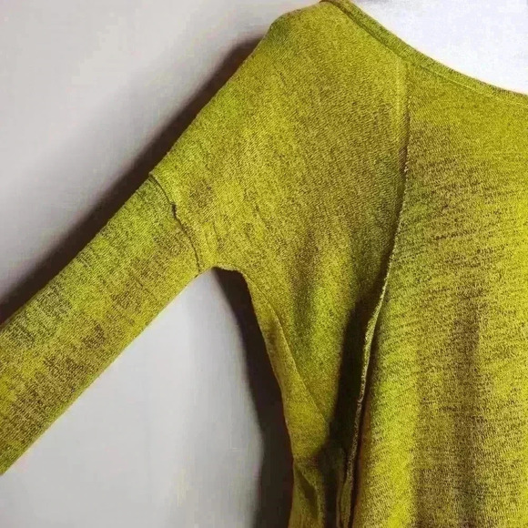 Ultra Teeze women's mustard yellow knit sweater size small - Picture 4 of 6